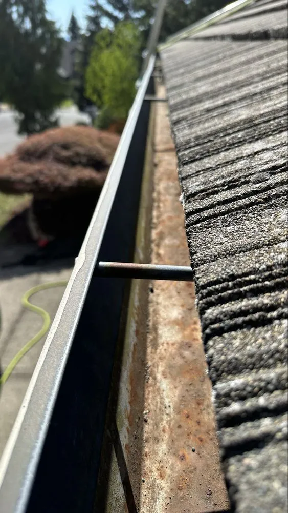 Expert roof leak repair in Cathlamet, WA - Trusted Window Cleaning