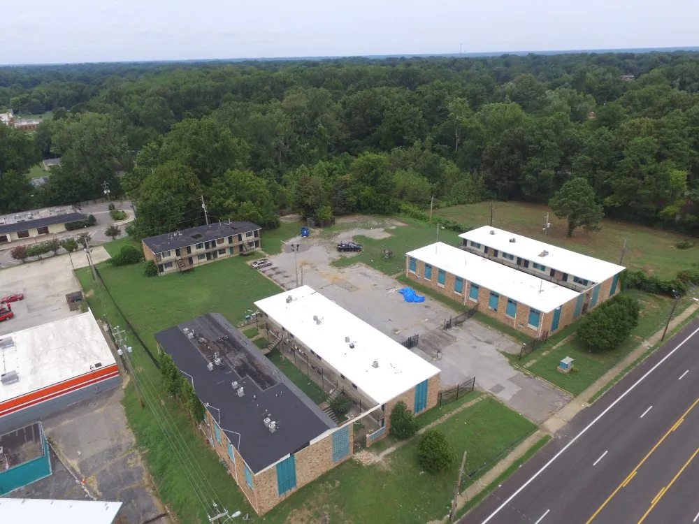 Slide of Trusty Roofing