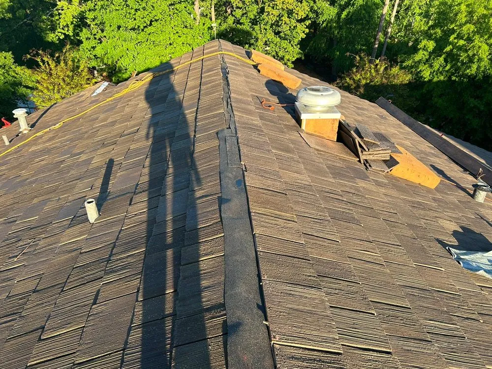 Reliable storm damage roof repair experts serving Geismar, LA - T&RV Construction