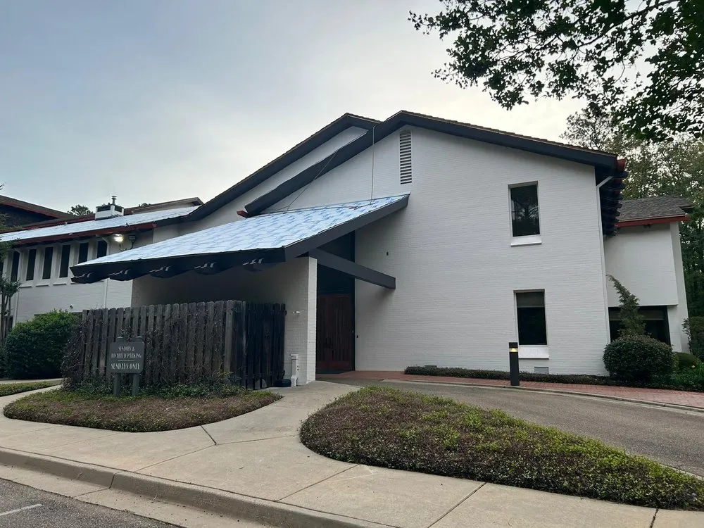 Emergency roof installation experts serving Geismar, LA - T&RV Construction