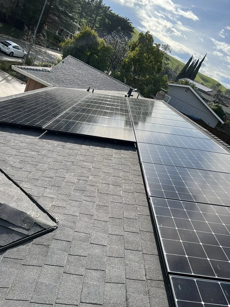 Slide of TSP Roofing and Solar