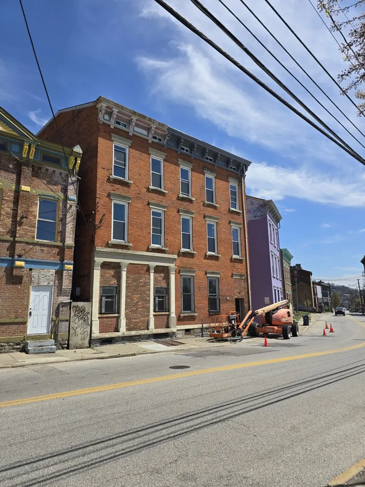 Slide of T&T Construction