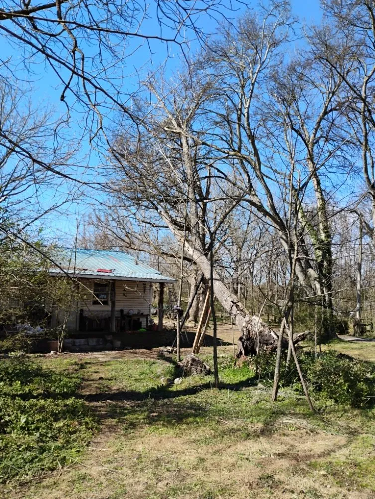 Slide of T&T Superlative Home Improvement