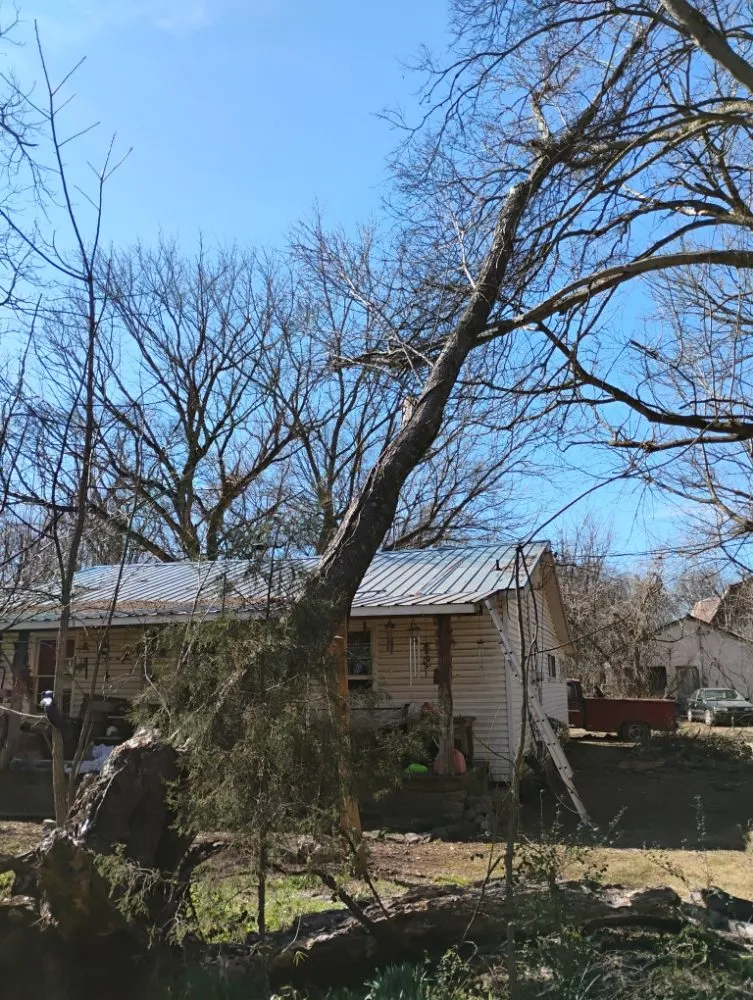 Slide of T&T Superlative Home Improvement