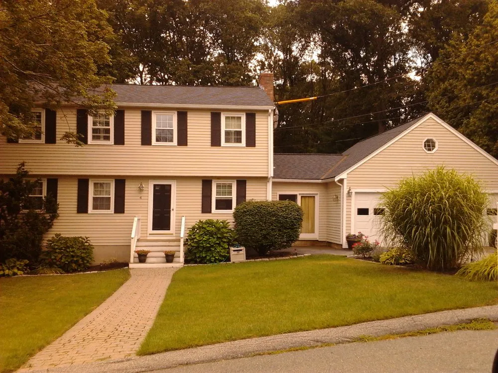 Slide of Tucci Roofing & Siding