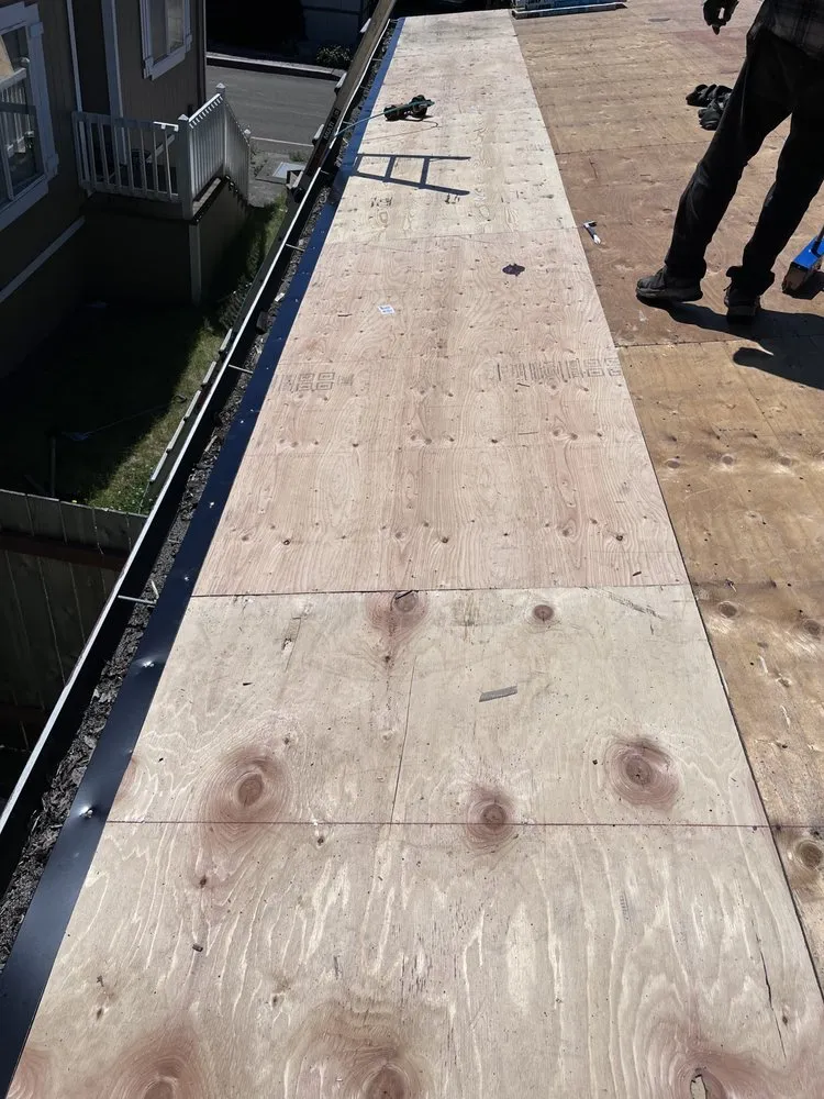 Slide of Turcios roofing