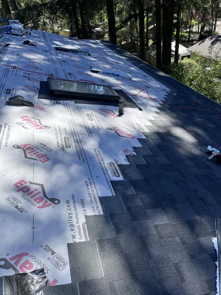 Slide of Turcios roofing