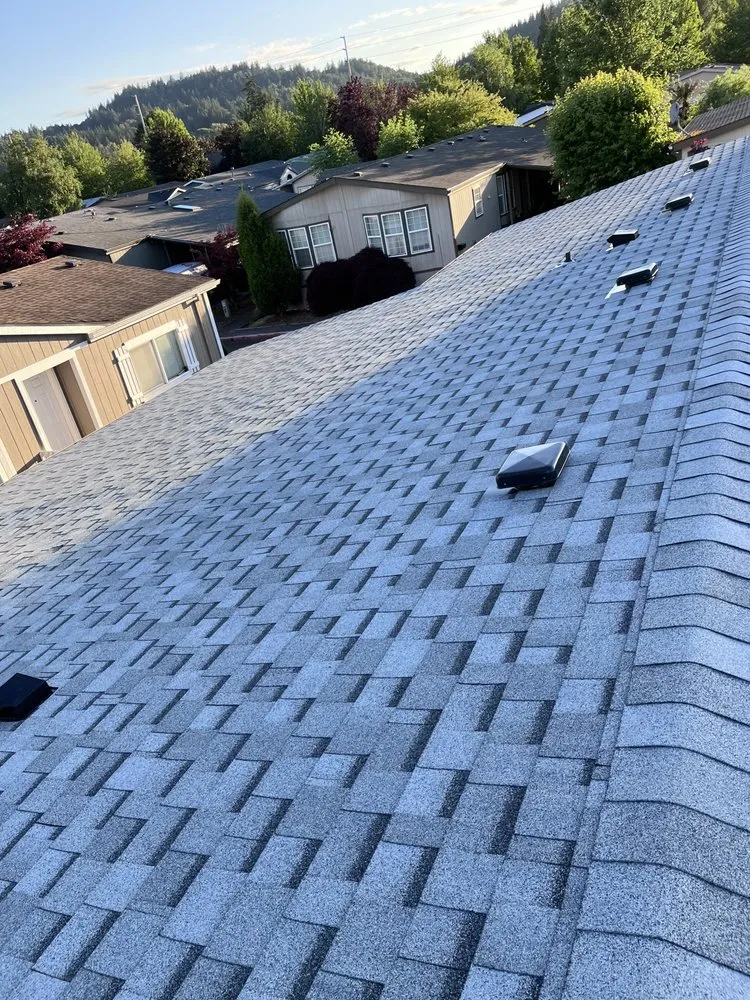 Slide of Turcios roofing