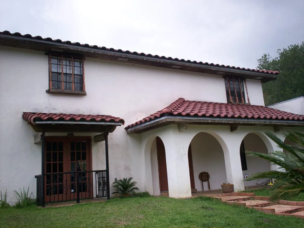 Slide of Twin Brothers Roofing