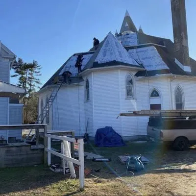 Twin Peaks Roofing and Siding