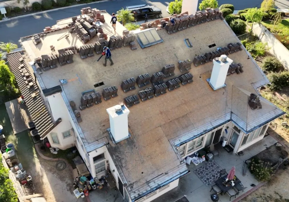 Slide of Twins Roofing