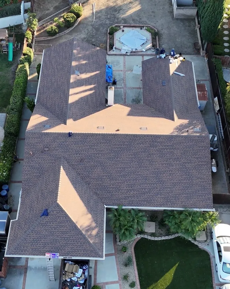 Slide of Twins Roofing