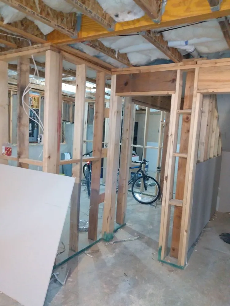 Slide of Twinz Brotherz Construction