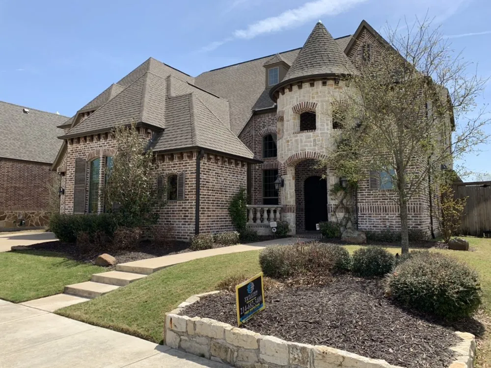 Slide of Tx Platinum Construction