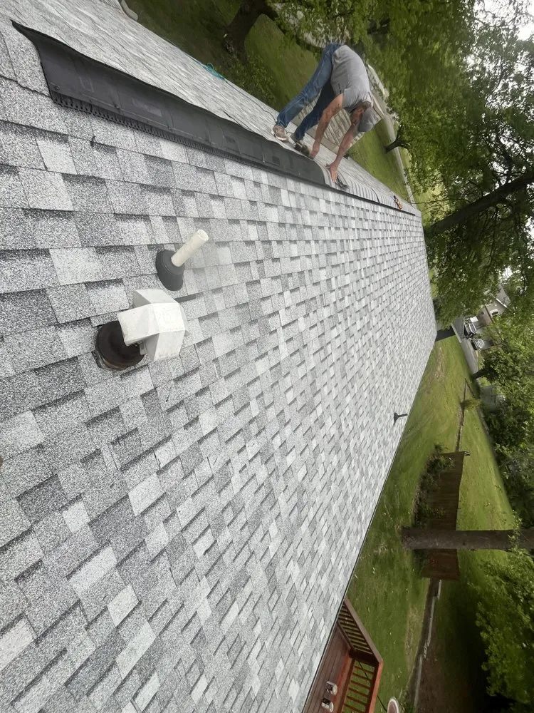 Top-rated roof inspection for homes in Elk Creek, MO by Tyler Barnett