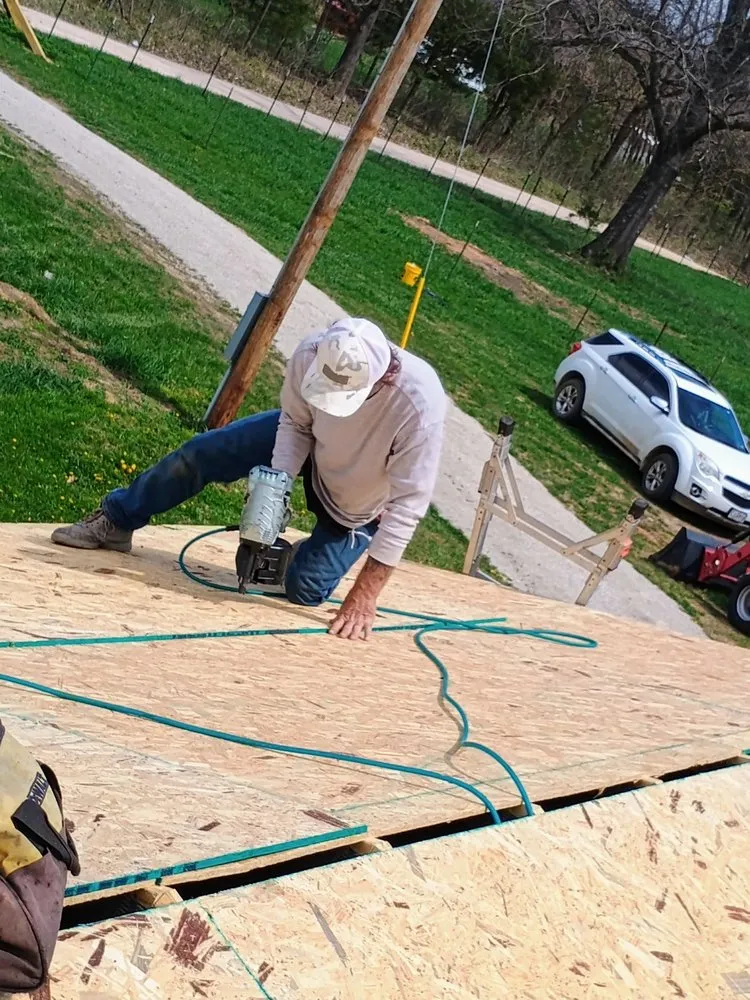 Reliable roof replacement in Elk Creek, MO - Tyler Barnett