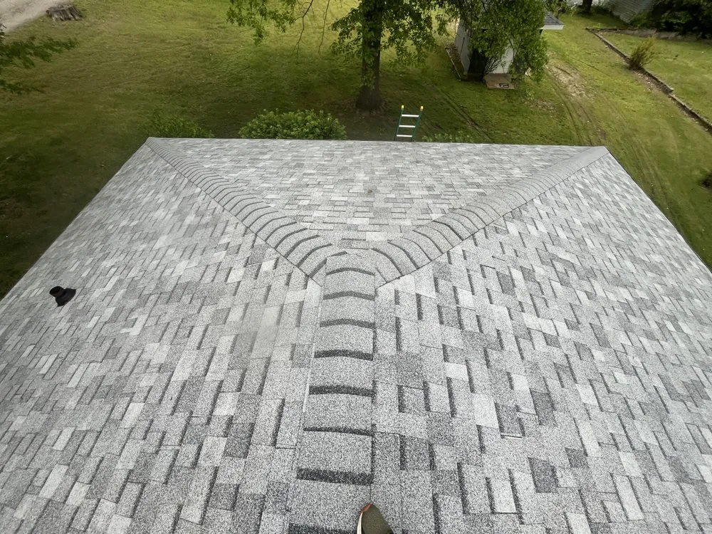 Top-rated shingle roofing service for fast service across Elk Creek, MO - Tyler Barnett