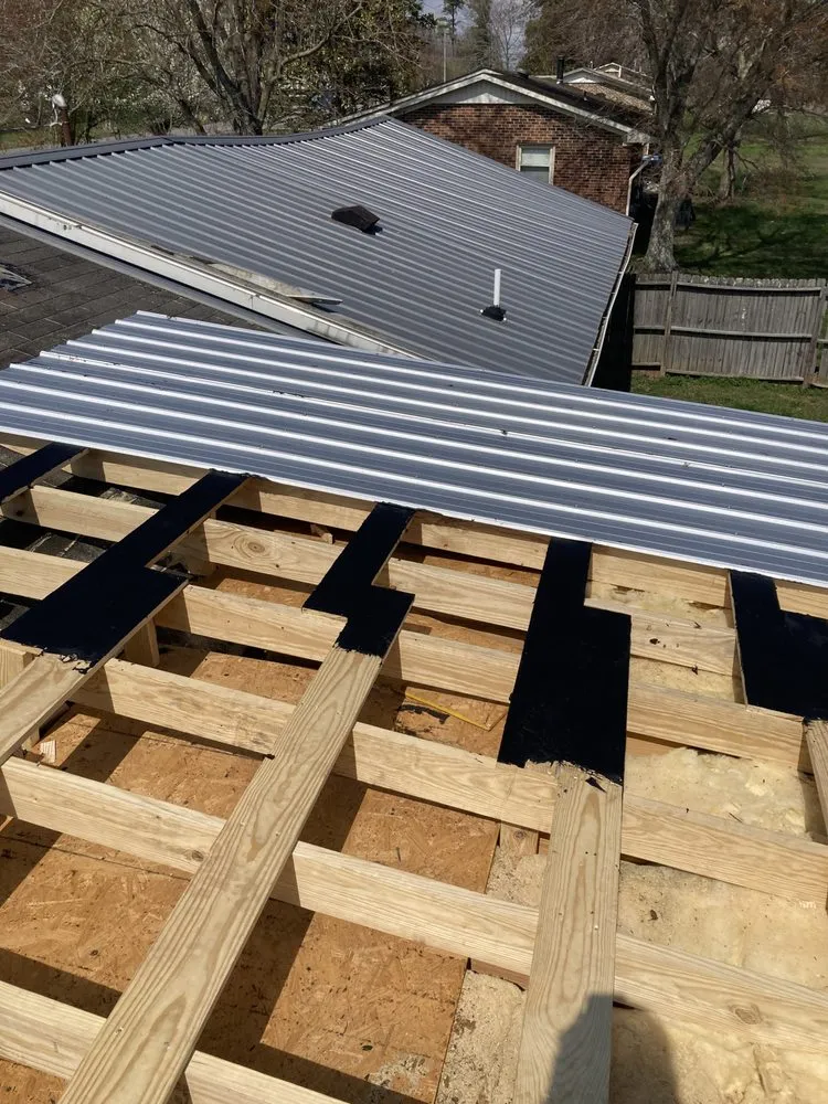 Emergency residential roofing service in Summertown, TN - Tyler Moore Painting
