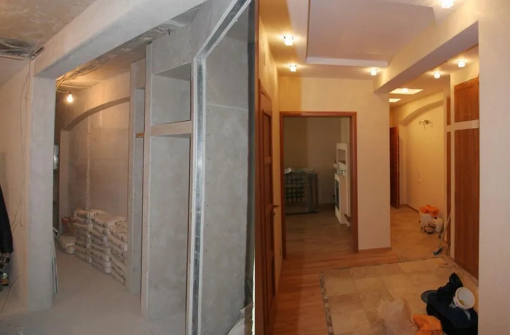 Slide of U S M Builders