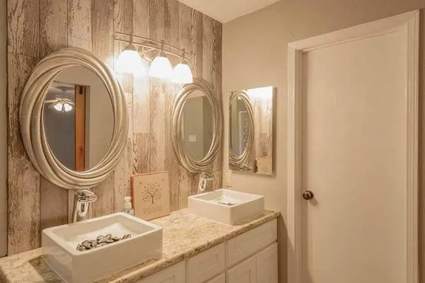 Slide of U S M Builders