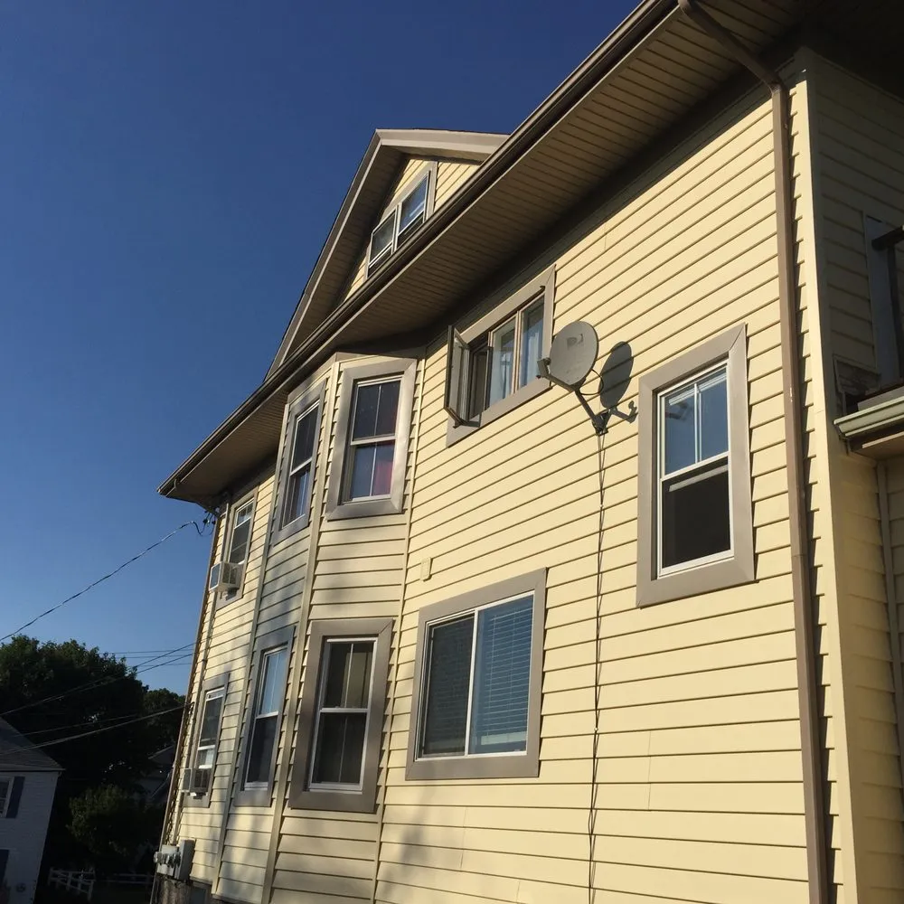 Slide of UBrothers Construction