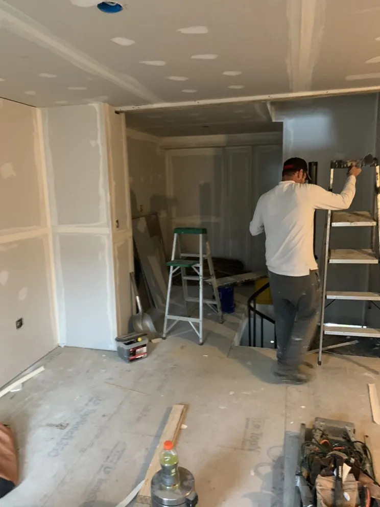 Slide of UEC Construction