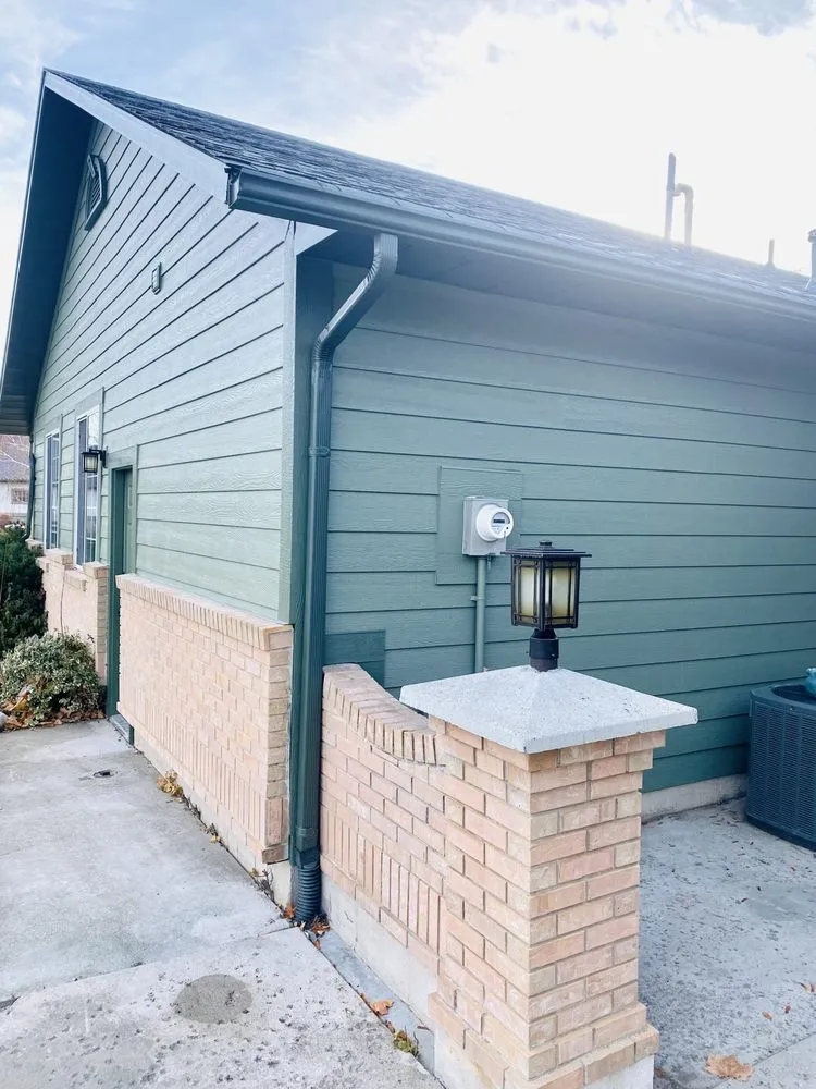 Slide of Ukrainian Construction Guys