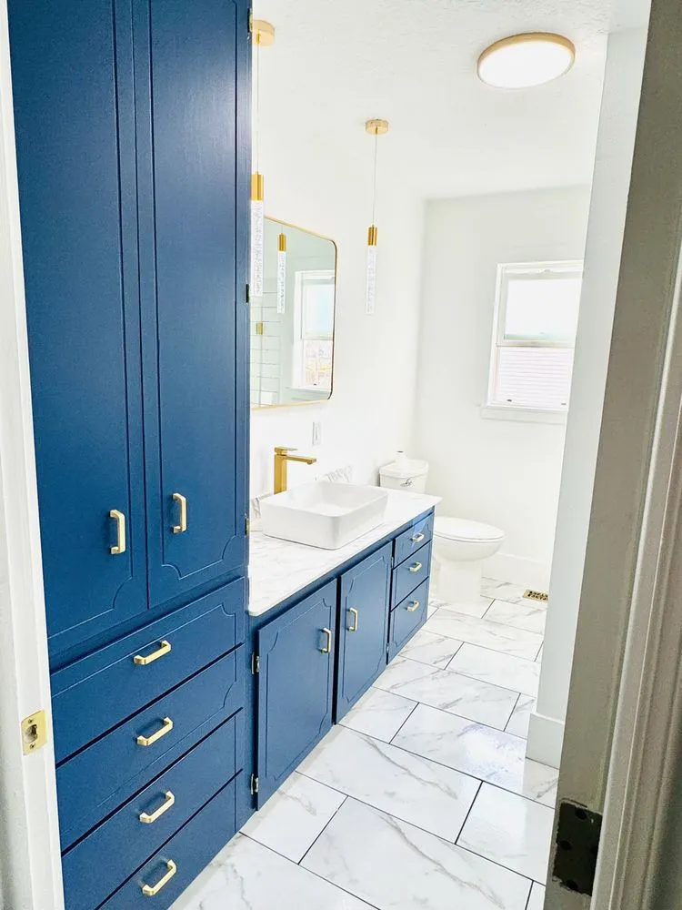 Slide of Ukrainian Construction Guys