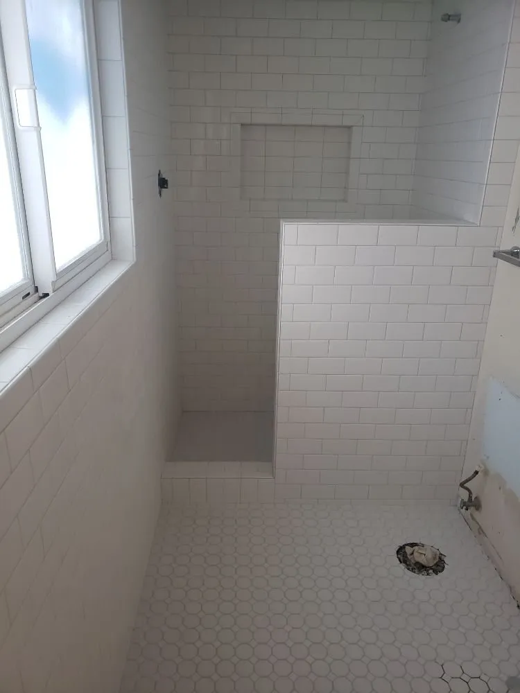 Slide of Ultimate Construction