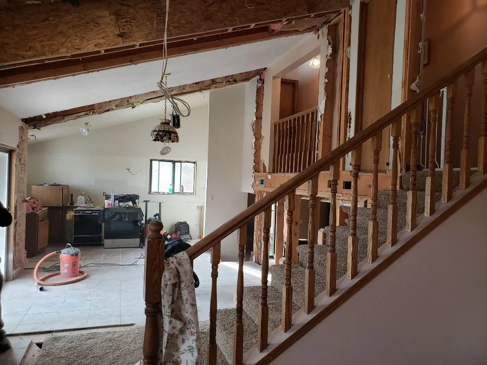 Slide of Ultimate Construction