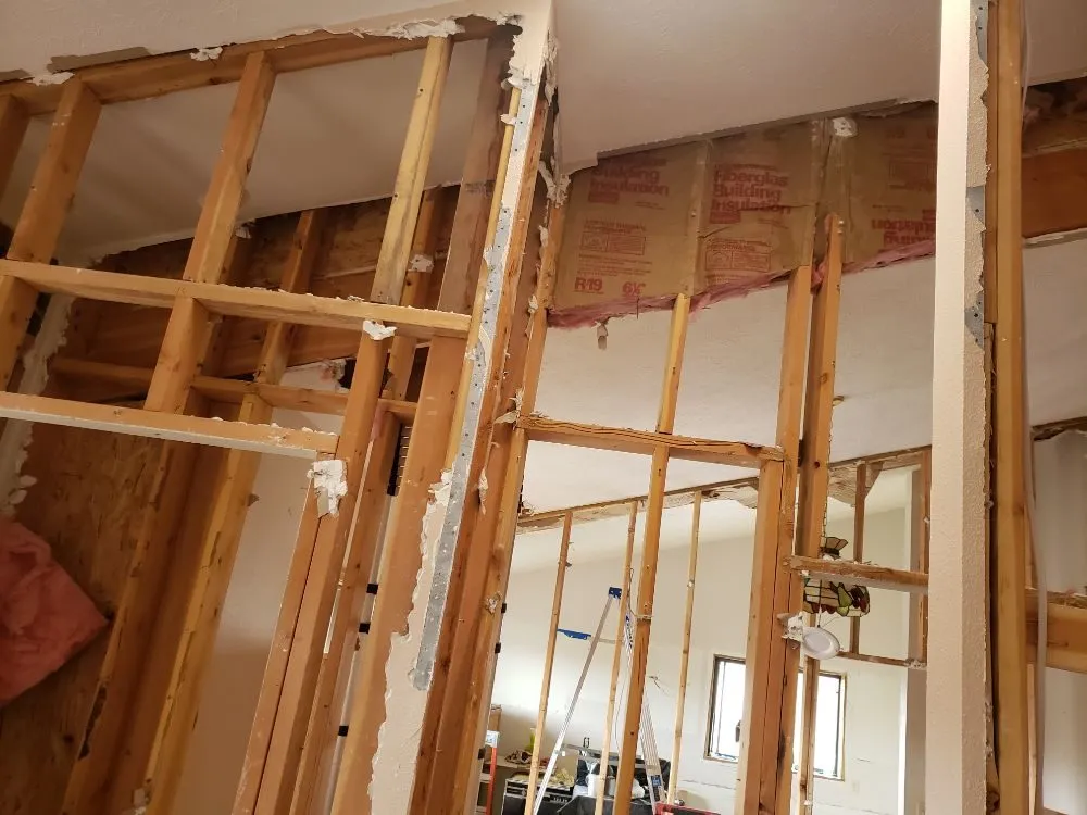 Slide of Ultimate Construction