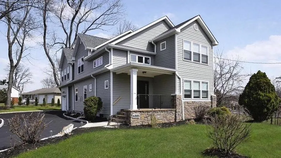 Slide of Ultimate Contracting Team