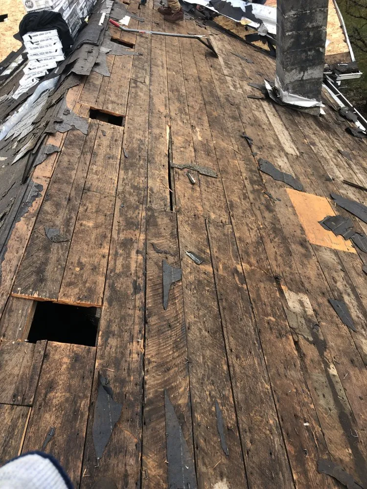 Slide of Ultimate Roofing