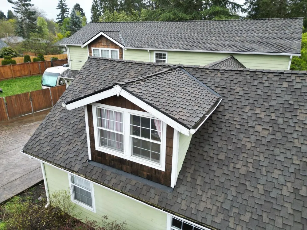 Slide of Ultimate Roofing