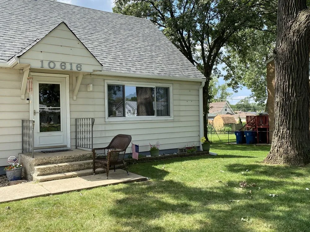 Slide of Ultimate Roofing