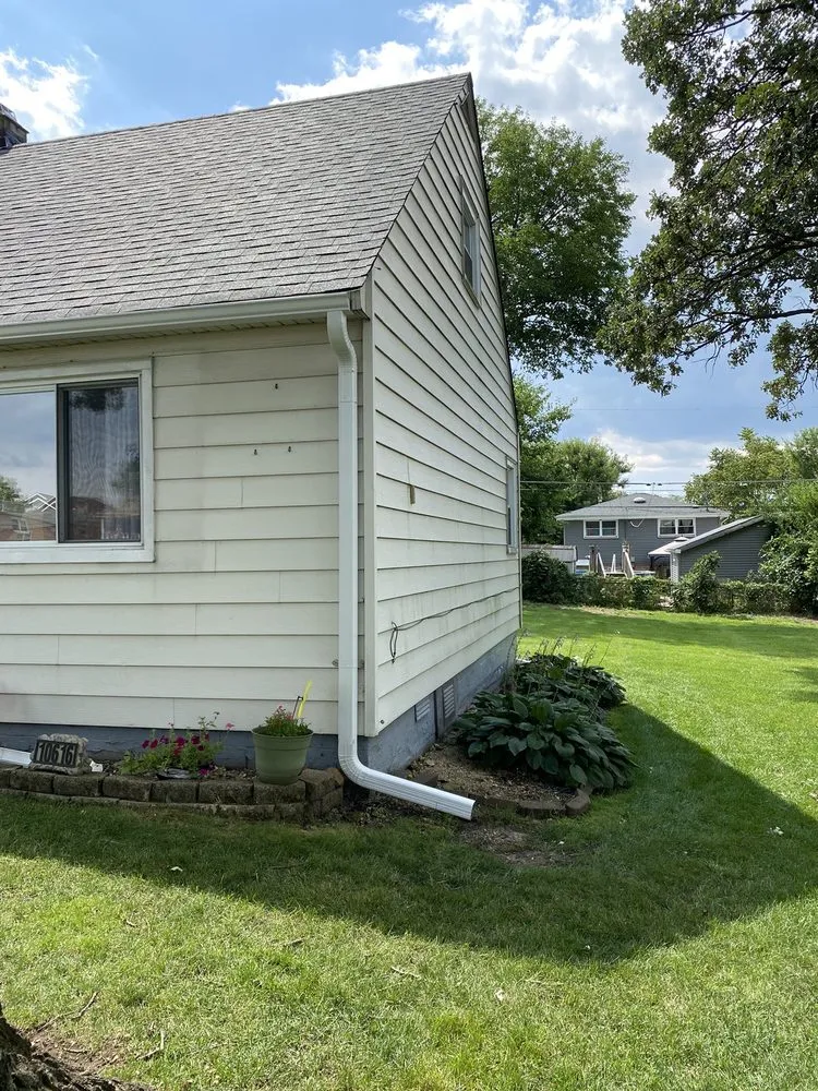 Slide of Ultimate Roofing