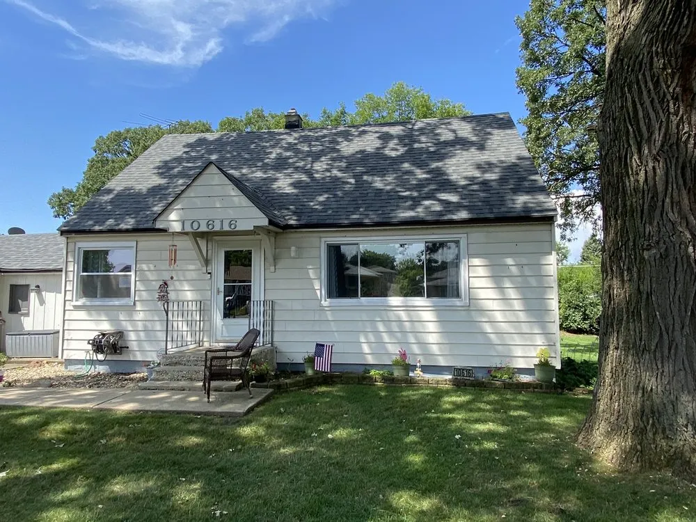 Slide of Ultimate Roofing