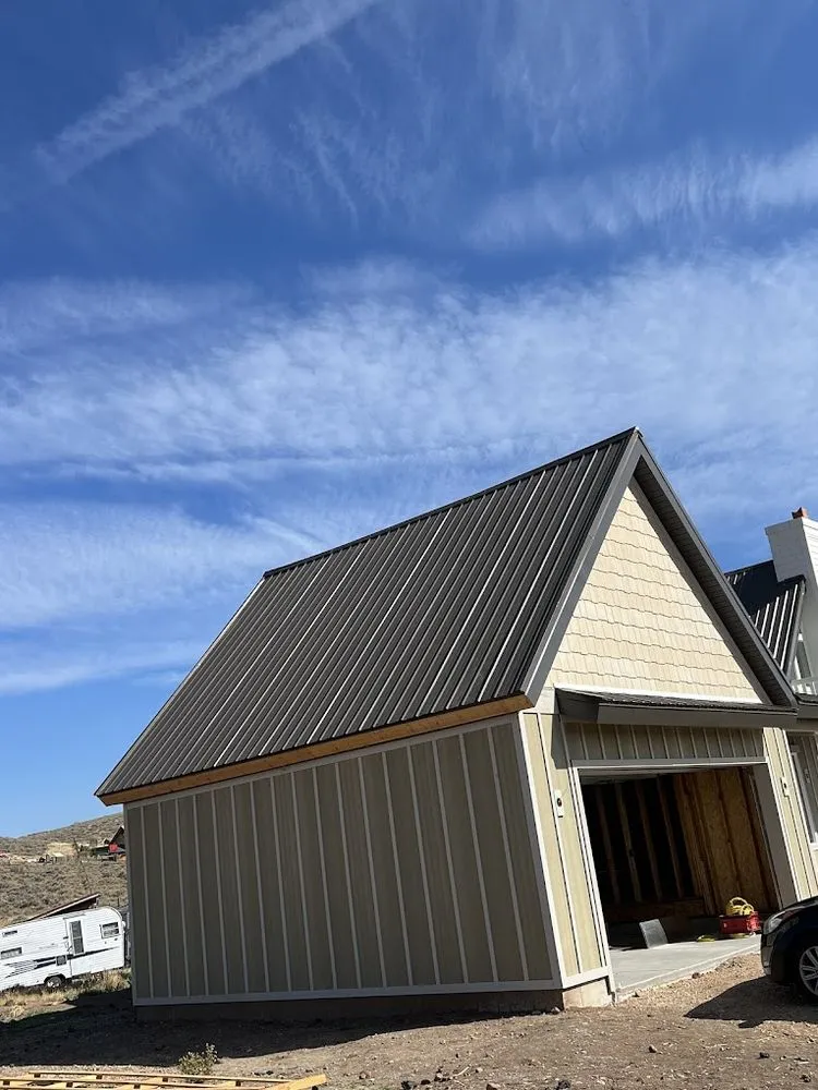 Slide of Ultimate Roofing