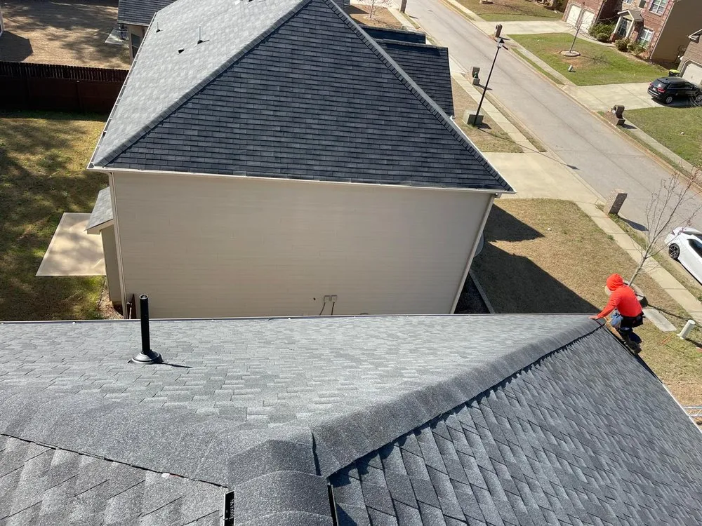 Slide of Umana Roofing