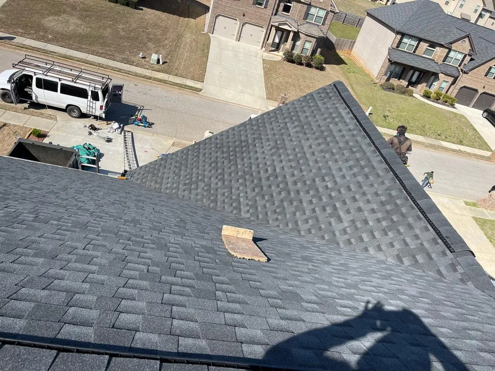 Slide of Umana Roofing