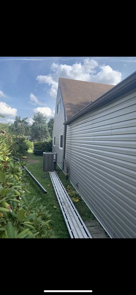 Slide of Umbrella Roof