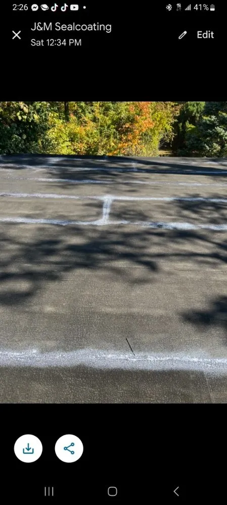 Slide of Umo Roofing