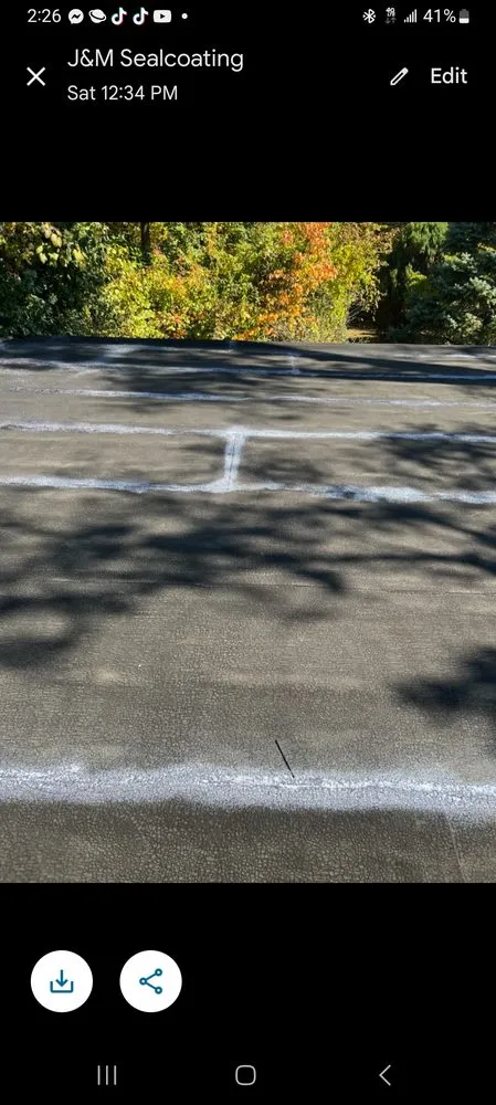 Slide of Umo Roofing