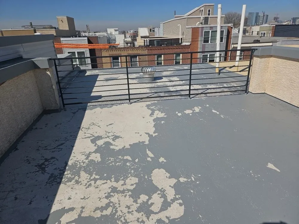 Slide of Umo Roofing