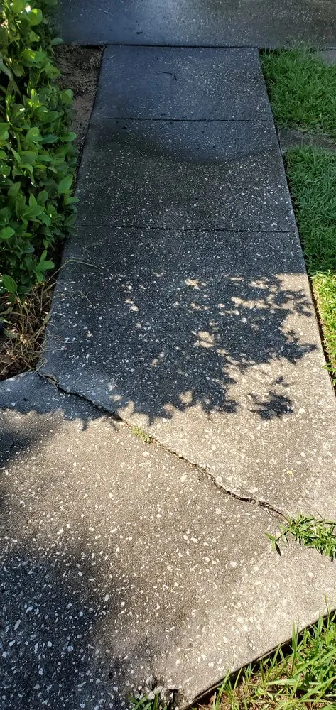 Slide of Under Pressure Pressure Washing