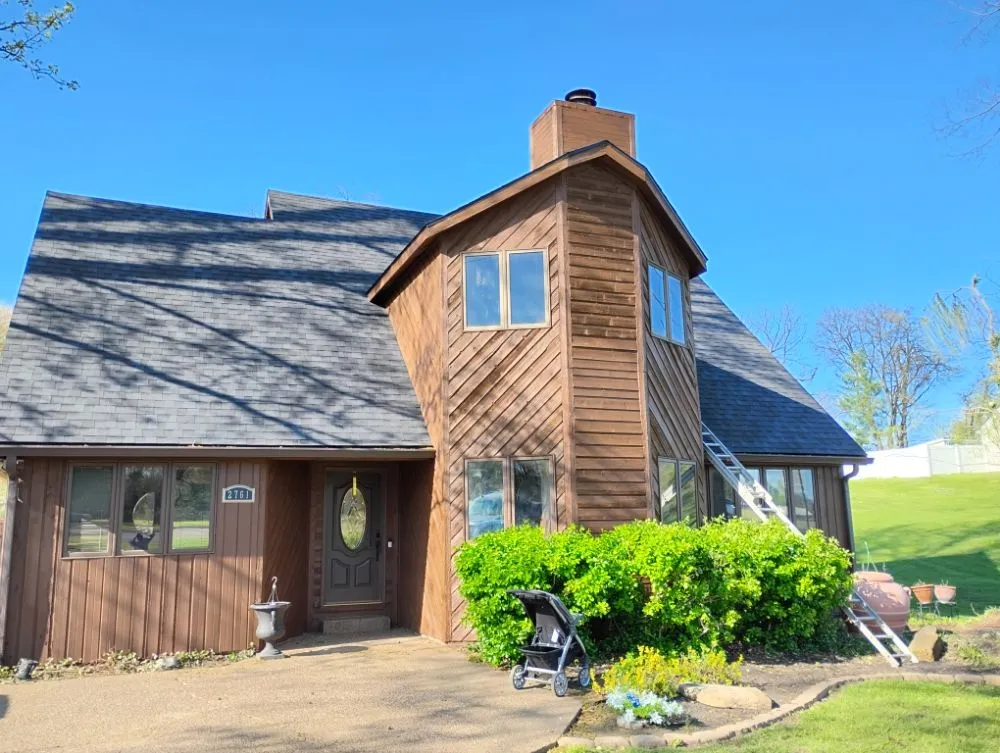 Slide of Under Pressure Washing and Exterior Painting