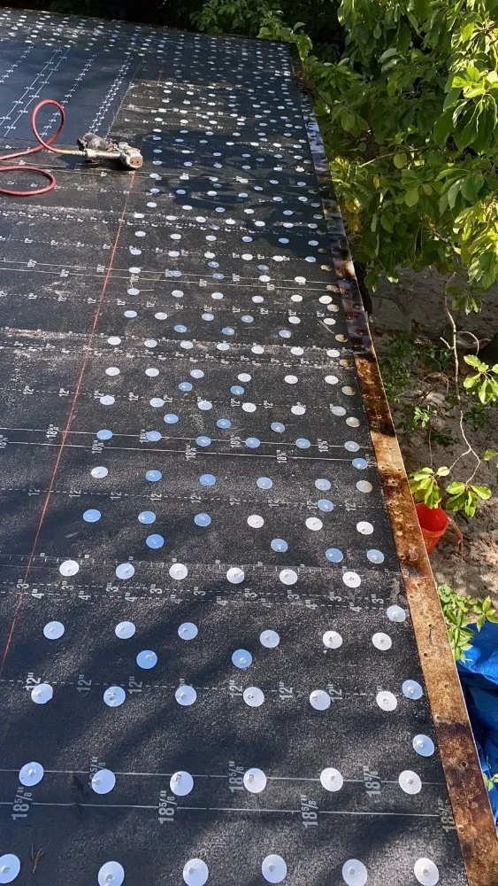 Slide of UnderCover Roofing & Metal