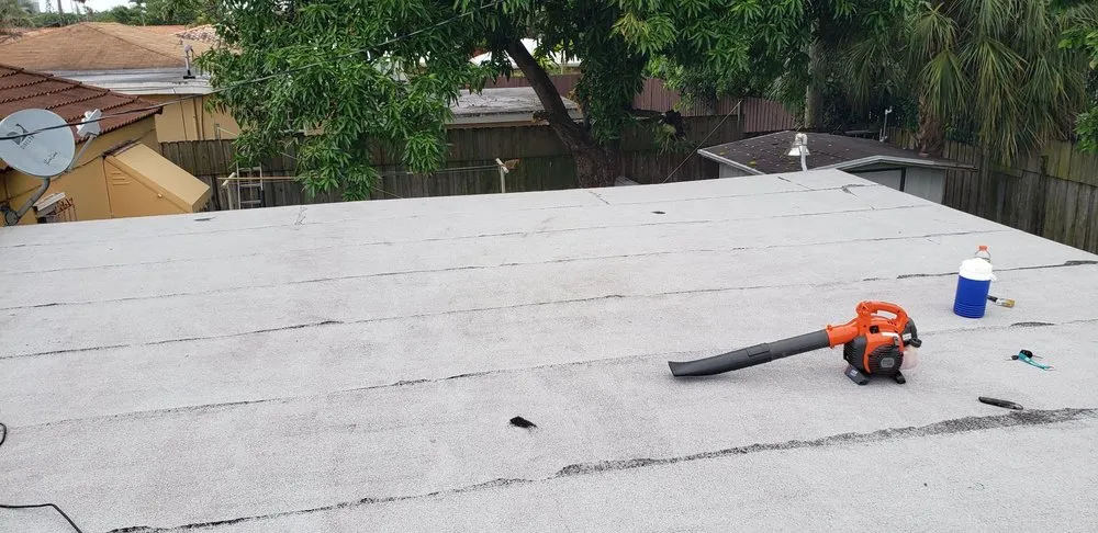 Slide of UnderCover Roofing & Metal