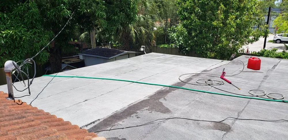 Slide of UnderCover Roofing & Metal