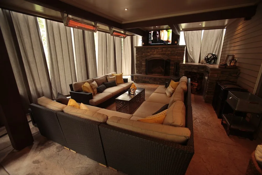 Slide of Undercover Systems by People Come First Construction Group